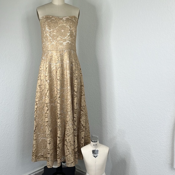 Lilly Pulitzer Aubrianna Strapless Gold Metallic Lace Floral Sweethea Midi Dress - Picture 2 of 13